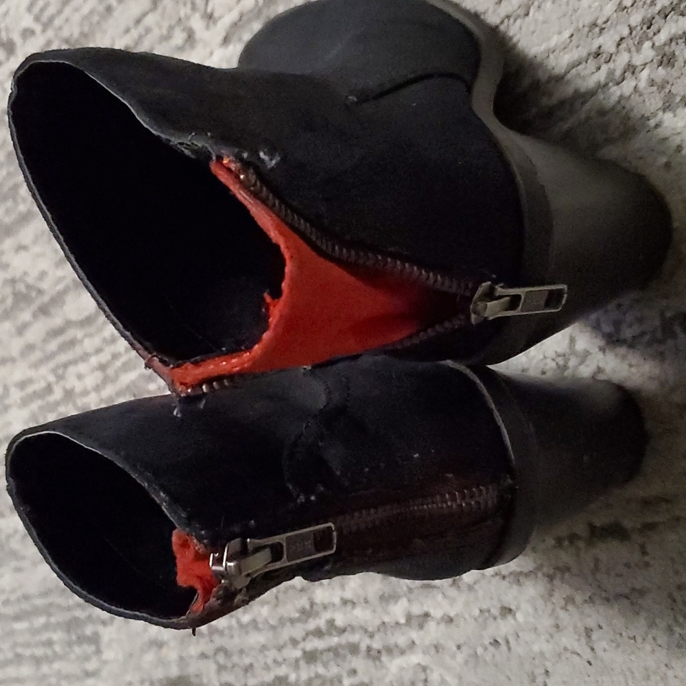 Mossimo Booties - Picture 4 of 5